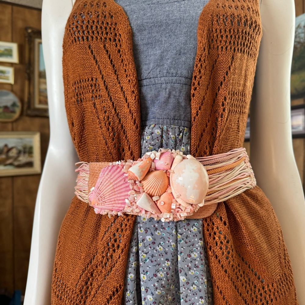 Vintage Shell Belt